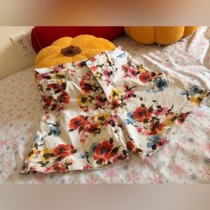 Gloria Vanderbilt Multicolor Floral Shorts